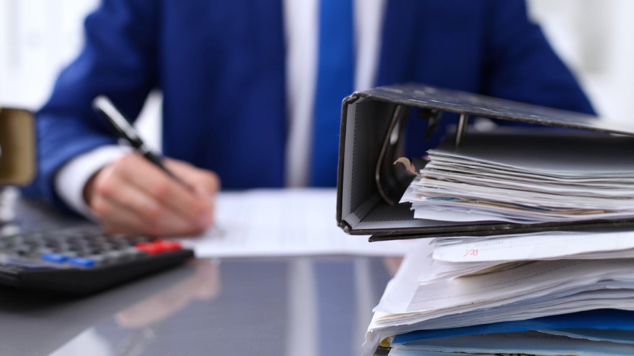 Empresa pode ser multada por não ter ASO? Veja os riscos - ACMED