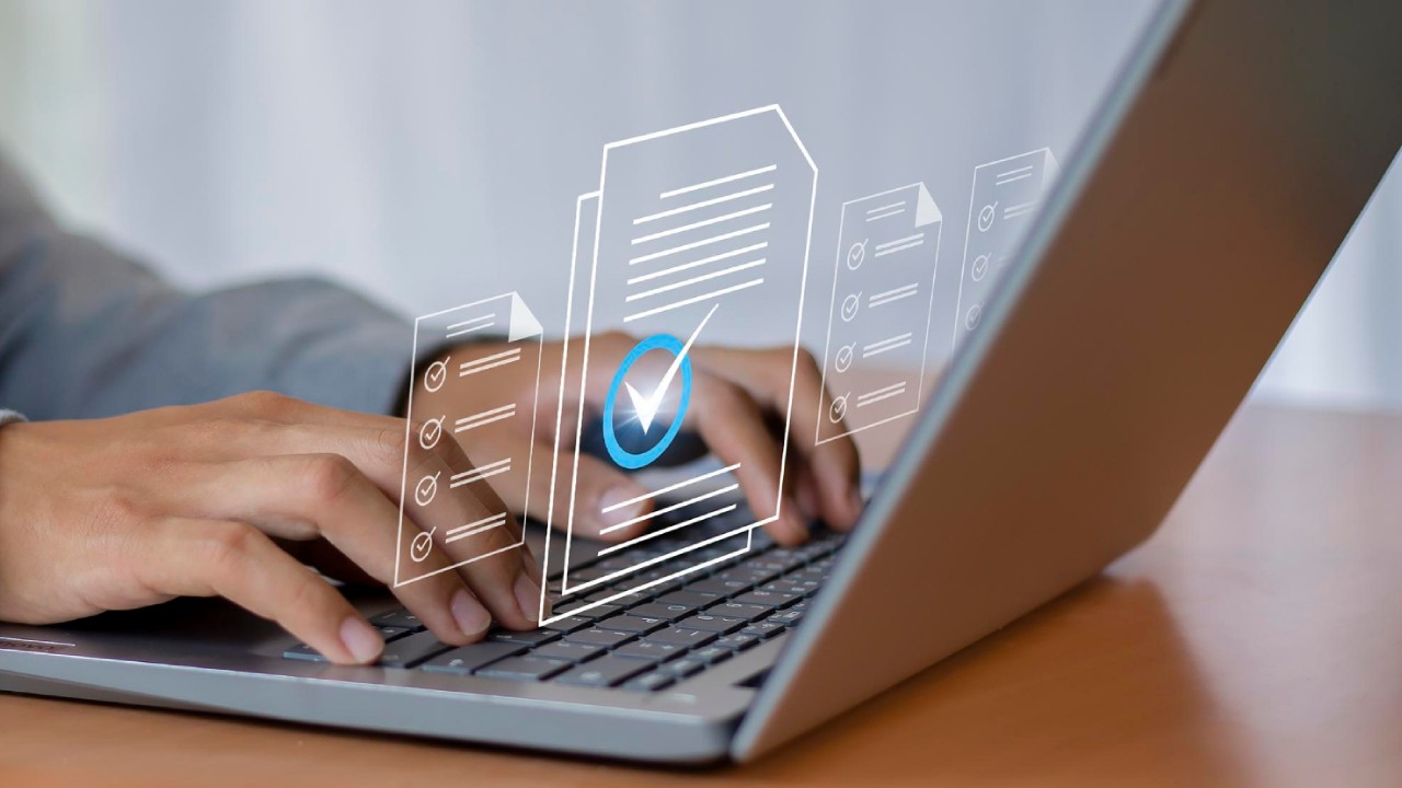 Por que tantas empresas têm problemas com o eSocial? - ACMED
